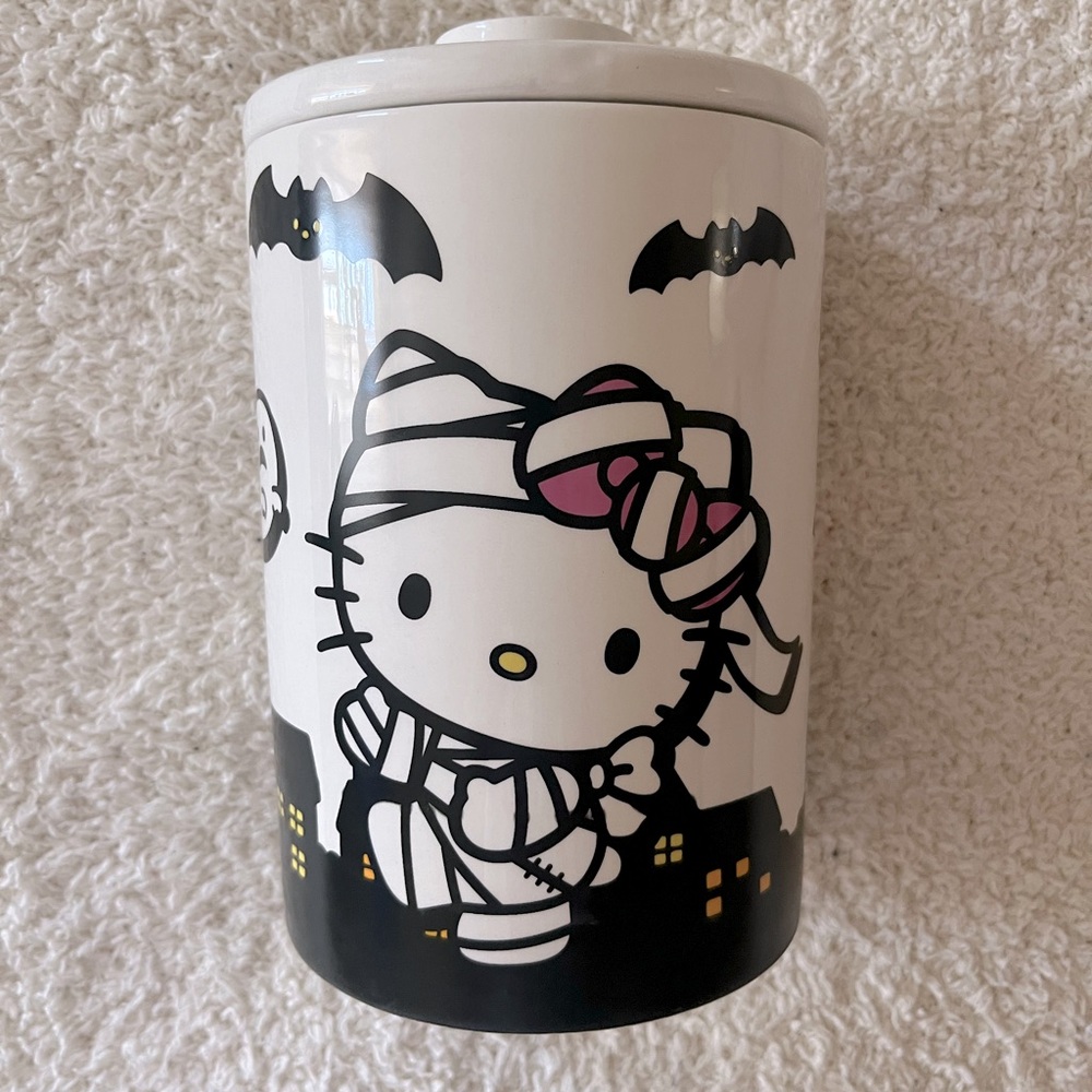 Hello Kitty Mummy canister. 🦇 👻